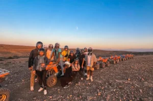 Balade en quad et à dos de chameau avec coucher de soleil, dîner et spectacle